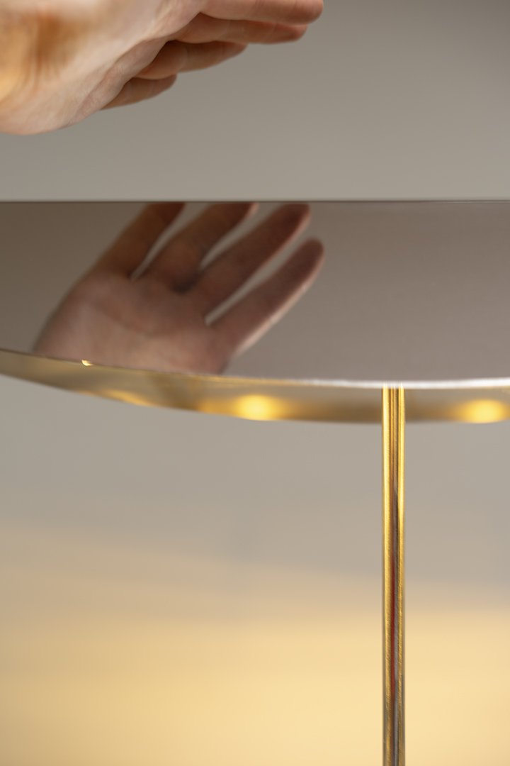 Contemporary Design Mirror Polish Stainless Steel Desk Lamp Metal Lighting with Reflection