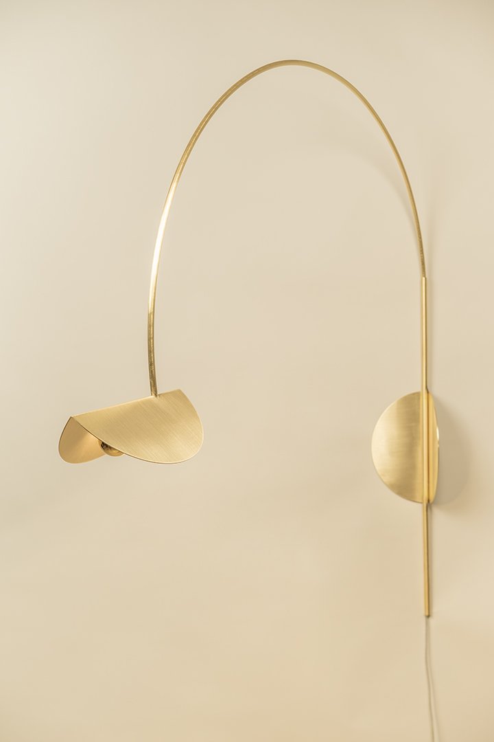 Wall Lamp Sconce in Brushed Brass