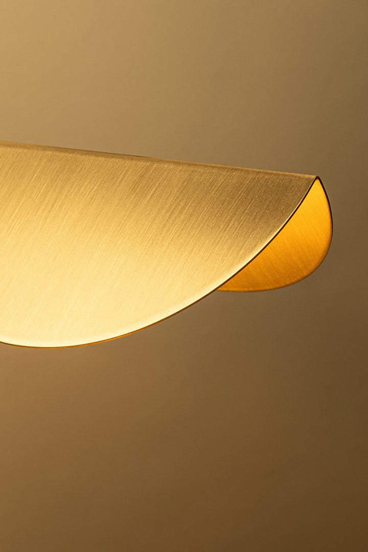 Brass-Table-Lamp-Texture Brass Table Lamp Texture